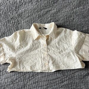 Zara Cream cropped Shirt